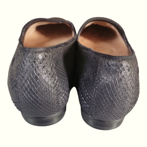Vionic Willa II Women's Slip On Black Metal Snakeskin Flats Loafers Size 5 - Picture 4 of 8